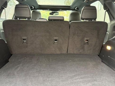 Certified 2022 Ford Edge ST w/ Equipment Group 401A image 5