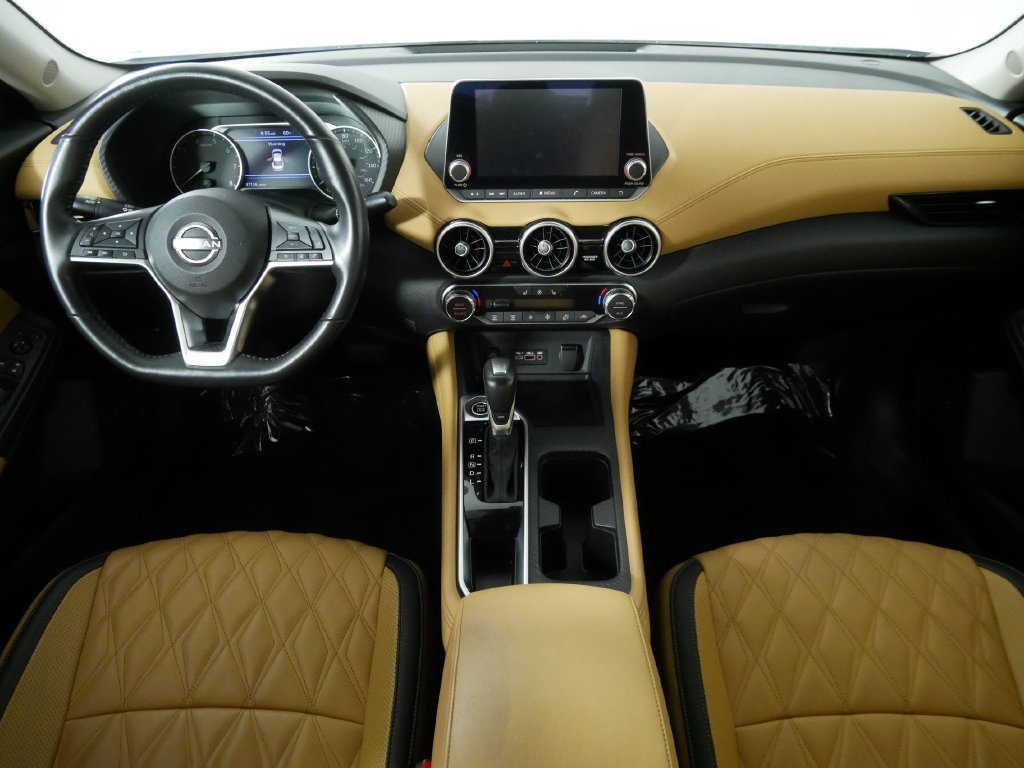 Used 2025 Nissan Sentra SV w/ SV Premium Package FWD image 19