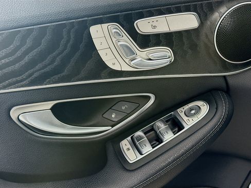 Used 2016 Mercedes-Benz C 300 4MATIC Sedan image 24