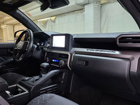 Used 2024 Toyota Tacoma SR5 image 21