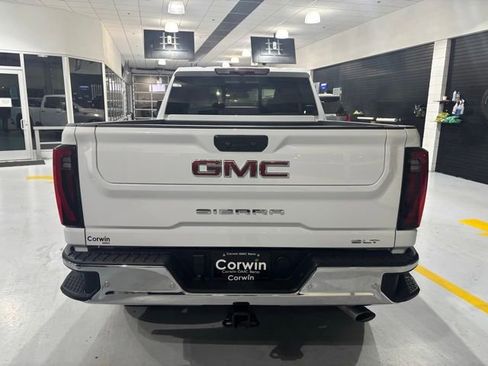 Used 2024 GMC Sierra 3500 SLT w/ SLT Premium Package AWD/4WD image 8