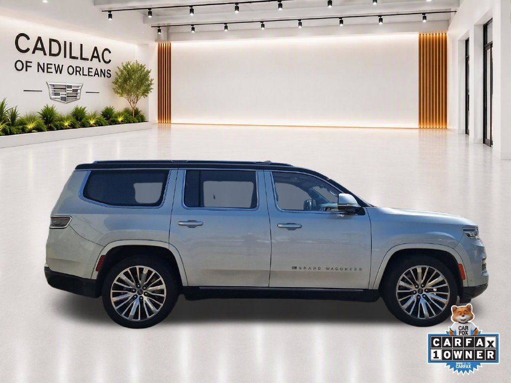 Used 2022 Jeep Grand Wagoneer Series III AWD/4WD image 2