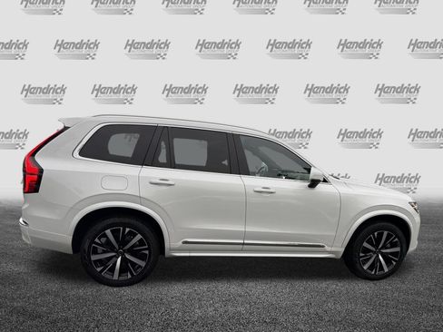 Used 2025 Volvo XC90 B5 Core AWD/4WD image 11