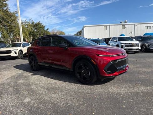 New 2026 Chevrolet Equinox EV RS image 15