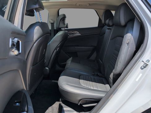Used 2025 Kia Sportage SX FWD image 18