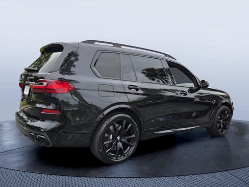 Used 2022 BMW X7 M50i w/ Dynamic Handling Package AWD/4WD image 6