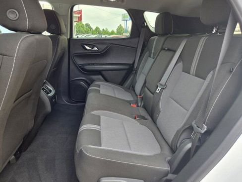 Used 2025 Chevrolet Blazer LT FWD image 26