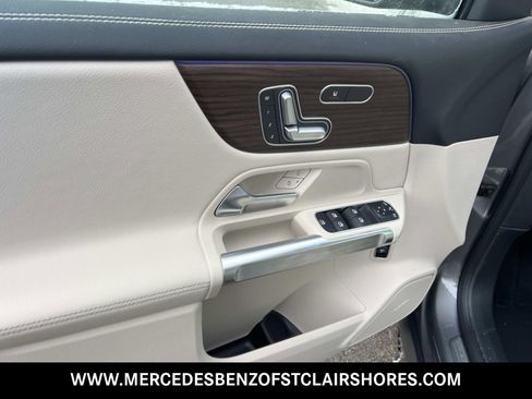 New 2026 Mercedes-Benz GLB 250 GLB 250 image 17
