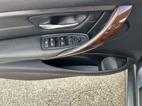 Used 2015 BMW 328i xDrive Sedan AWD/4WD image 15
