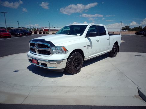 Used 2021 RAM 1500 Classic SLT w/ Protection Group AWD/4WD image 7