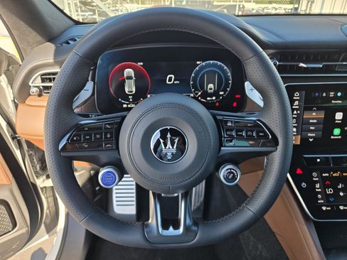 New 2026 Maserati Grecale Modena AWD/4WD image 16