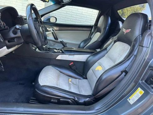 Used 2010 Chevrolet Corvette Convertible w/ Preferred Equipment Group RWD image 17