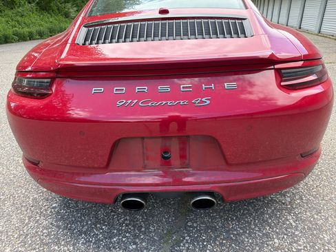 Used 2018 Porsche 911 Carrera 4S AWD/4WD image 4