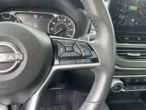 Used 2024 Nissan Altima 2.5 SV w/ SV Premium Package image 19