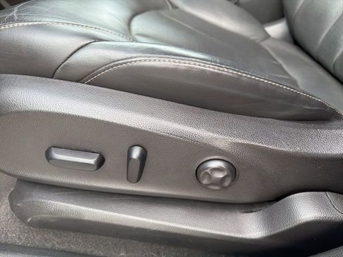 Used 2017 Buick Envision Essence image 23