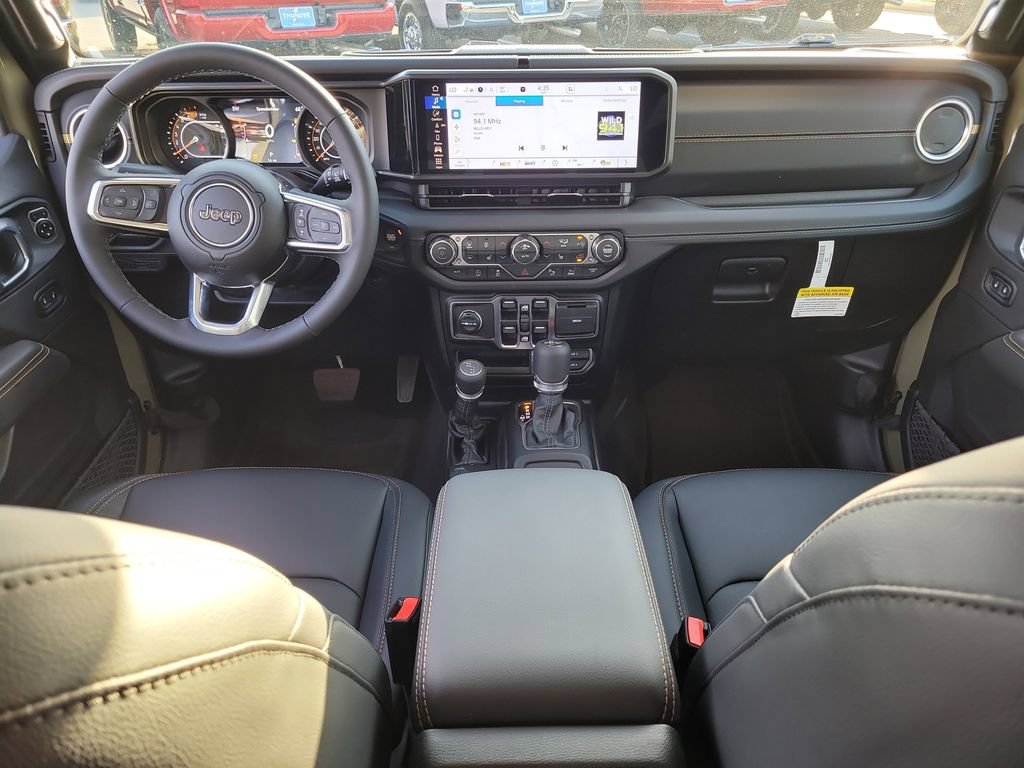New 2026 Jeep Wrangler Unlimited Sahara AWD/4WD image 16