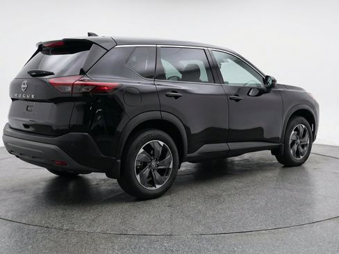 Used 2025 Nissan Rogue SV FWD image 9