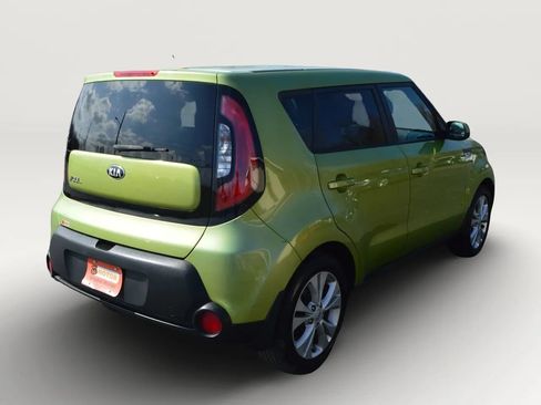 Used 2015 Kia Soul + FWD image 8