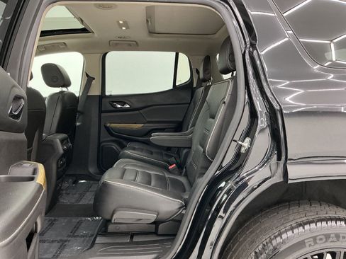 Used 2018 GMC Acadia Denali w/ Technology Package AWD/4WD image 22