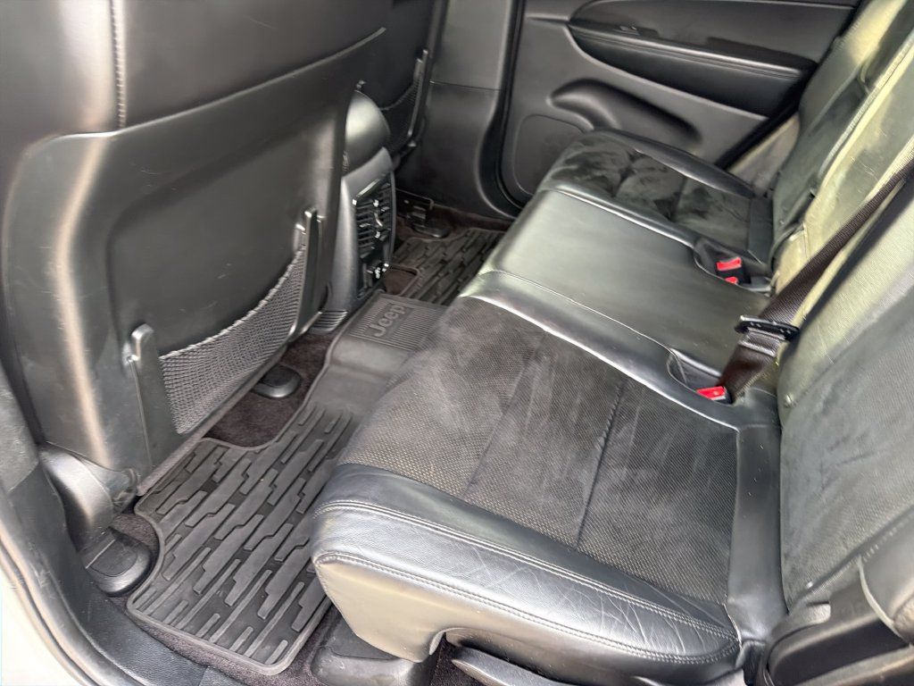 Used 2017 Jeep Grand Cherokee Altitude AWD/4WD image 33