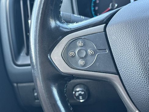 Used 2018 Chevrolet Colorado Z71 w/ Z71 Midnight Edition AWD/4WD image 33