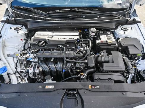 Certified 2026 Hyundai Elantra Sport FWD image 28