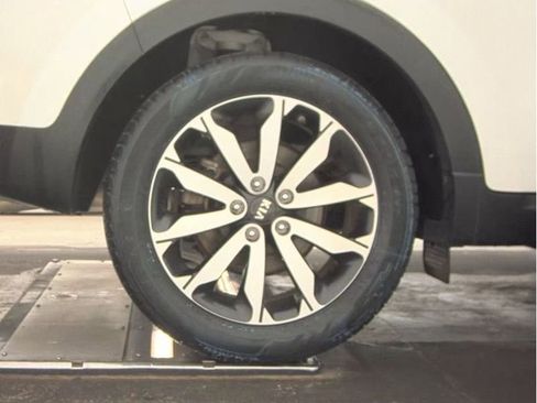 Used 2018 Kia Sportage EX image 22