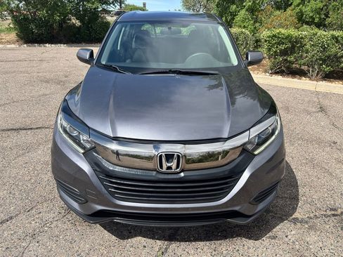 Used 2021 Honda HR-V LX image 3
