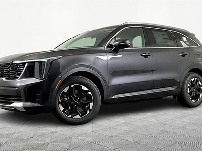 New 2026 Kia Sorento S w/ S Panoramic Sunroof Package
