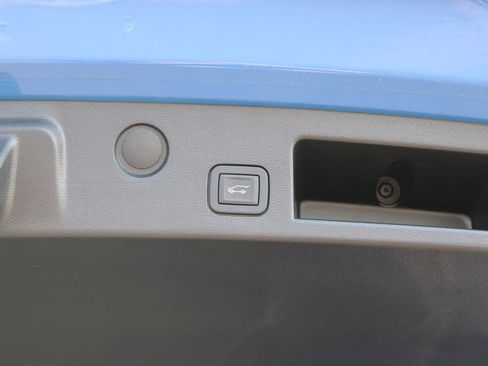 Used 2025 Chevrolet Equinox ACTIV w/ Safety and Technology Package image 12