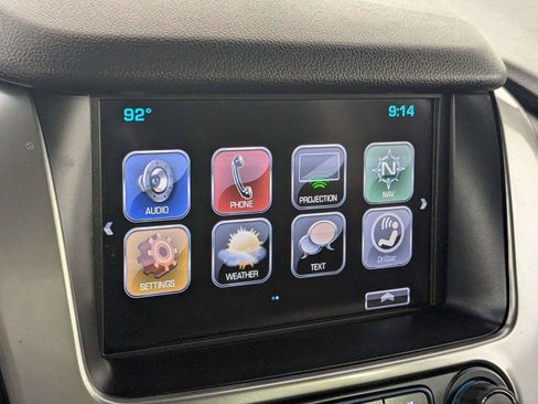 Used 2017 Chevrolet Suburban LT RWD image 21