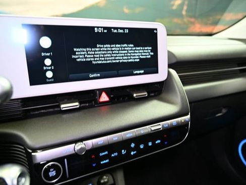 Used 2024 Hyundai Ioniq 5 Limited image 31