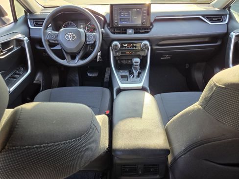 Used 2022 Toyota RAV4 LE image 13