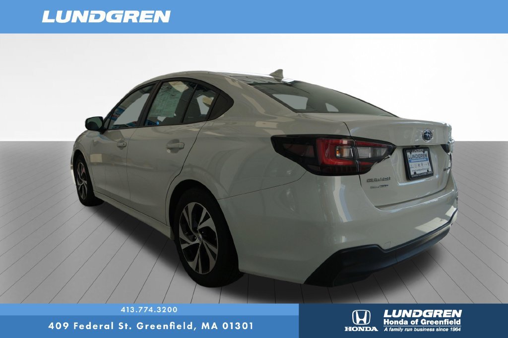 Used 2025 Subaru Legacy Premium AWD/4WD image 6