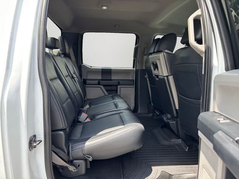 Used 2019 Ford F250 XL w/ STX Appearance Package AWD/4WD image 13