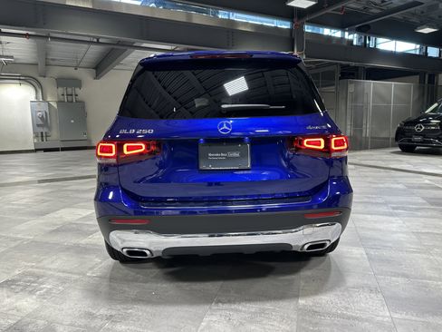 Certified 2023 Mercedes-Benz GLB 250 4MATIC image 4