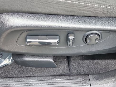 Certified 2024 Honda CR-V EX image 21