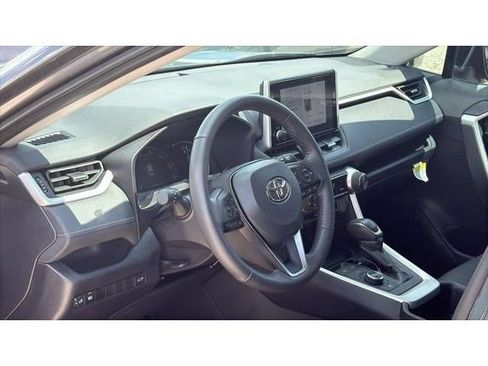 Certified 2025 Toyota RAV4 XLE Premium AWD/4WD image 10