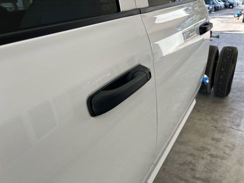 Used 2025 RAM 3500 Tradesman w/ Chrome Appearance Group image 15