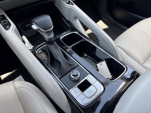 Used 2022 Kia Telluride EX w/ EX Premium Package FWD image 32