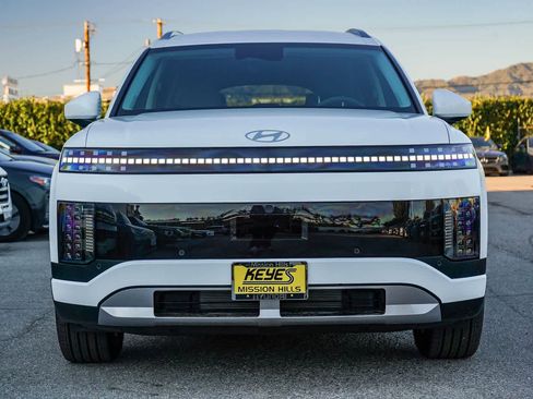 New 2026 Hyundai Ioniq 9 SE image 2