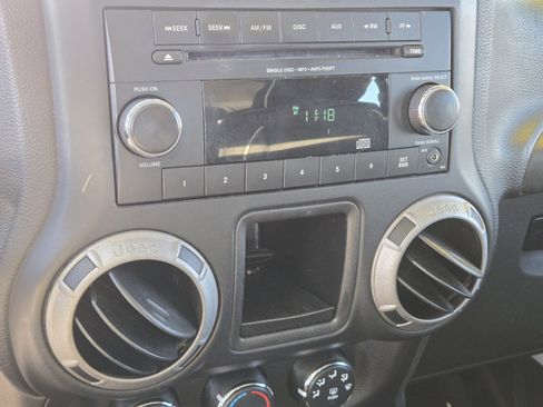 Used 2016 Jeep Wrangler Sport w/ Quick Order Package 24S image 16