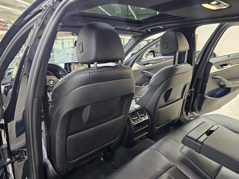 Used 2019 BMW 530i w/ M Sport Package RWD image 28