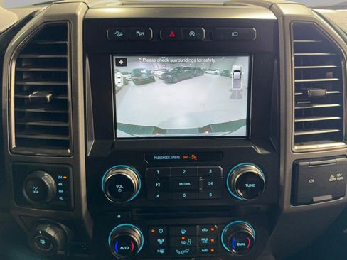 Used 2017 Ford F150 Raptor w/ Equipment Group 802A Luxury image 47