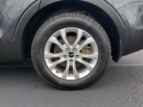 Used 2022 Kia Telluride LX AWD/4WD image 10
