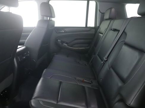 Used 2018 Chevrolet Suburban LT AWD/4WD image 26