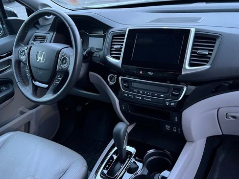 Used 2019 Honda Ridgeline RTL-E image 19