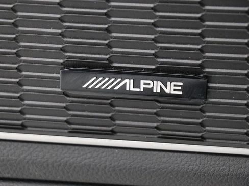 Used 2023 Jeep Grand Cherokee 4WD 4xe image 27