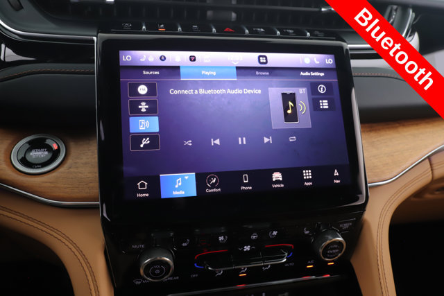 Used 2025 Jeep Grand Cherokee Summit AWD/4WD image 26