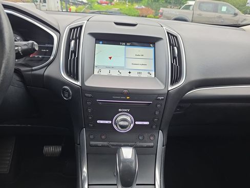 Used 2017 Ford Edge Titanium w/ Equipment Group 301A FWD image 26